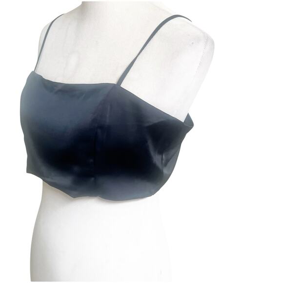 House of Harlow 1960 Satin Black Crop Top with Adjustable Straps Size Large - Picture 2 of 7